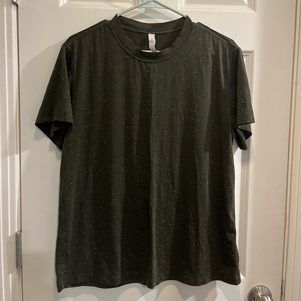 Lululemon Athletica Black Short Sleeve Tee